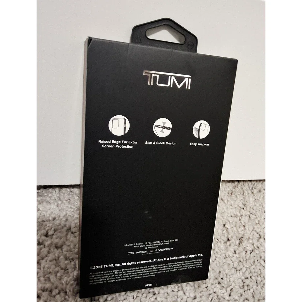 Tumi iPhone 16 MagSafe Wireless Charging Black/Yellow Cellphone Case Brand New